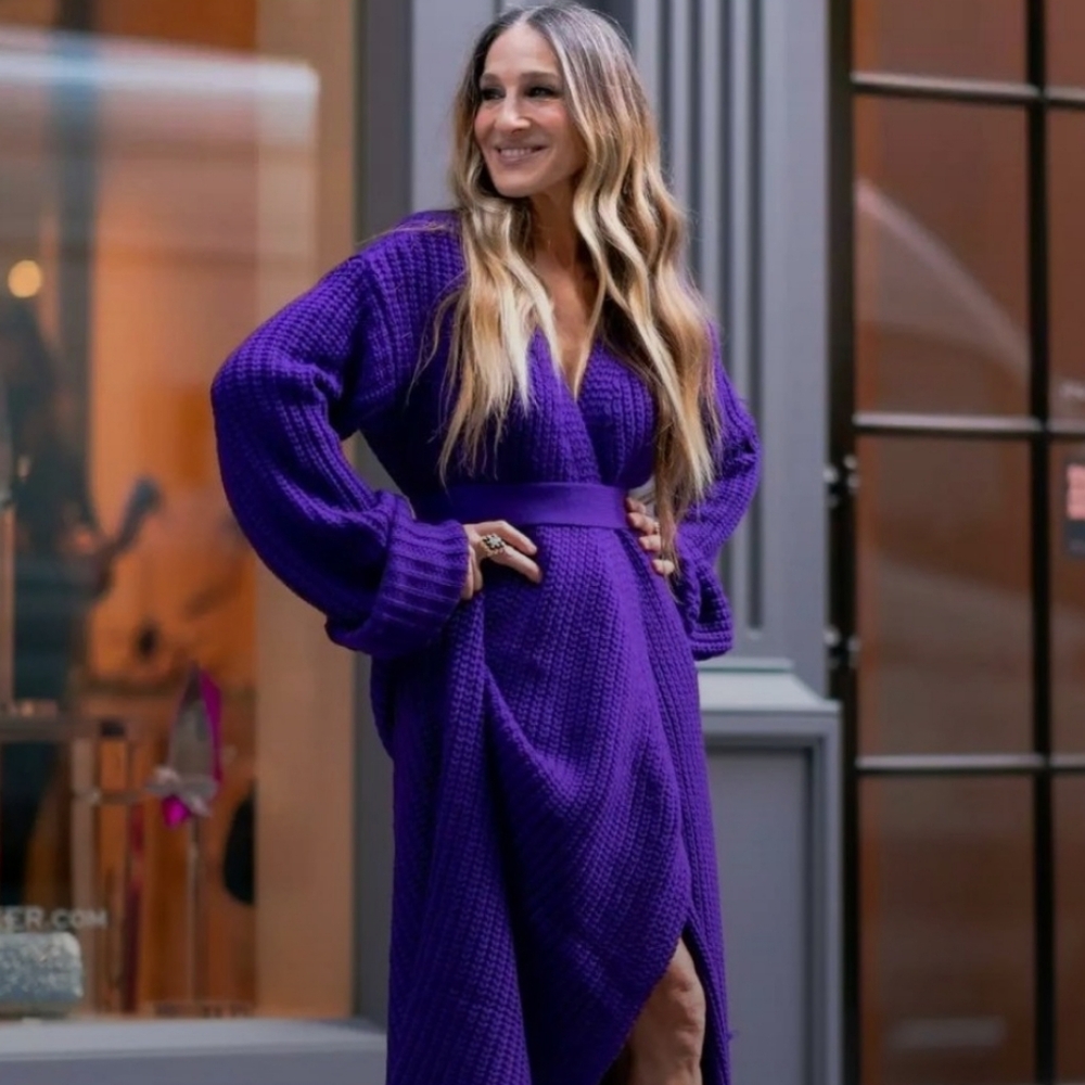 Green Knit Sweater Dress - Picture 3 of 8